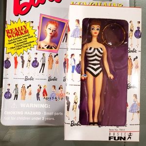 NEW BARBIE KEYCHAIN.  NIB